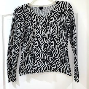 Zebra sweater - size M
